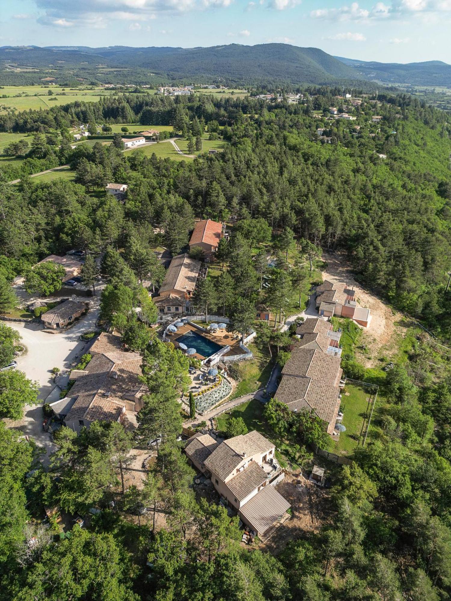 Отель Domaine Du Val De Sault Экстерьер фото